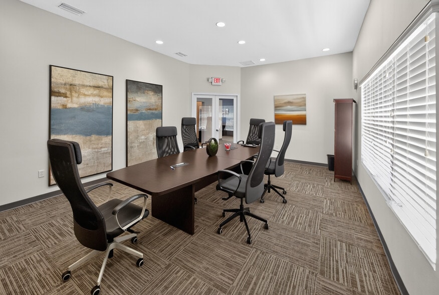 More Photos Of 842 Highway 466, Lady Lake Office For Lease