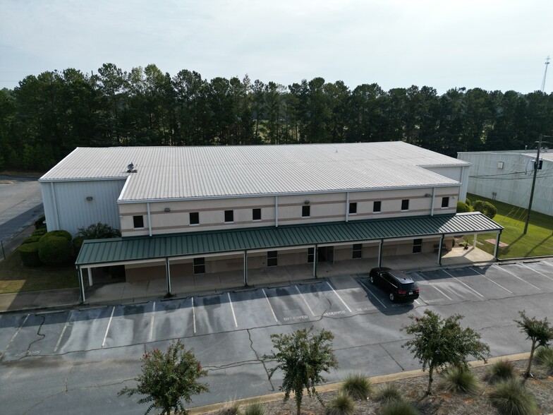 Primary Photo Of 115 Gateway Dr, Macon-Bibb Warehouse For Lease