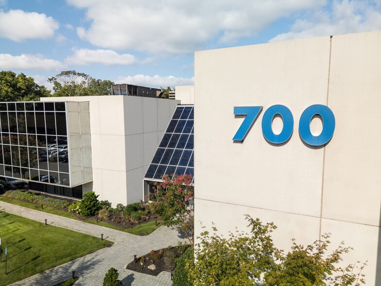 More Photos Of 700 Veterans Memorial Hwy, Hauppauge Unknown For Lease