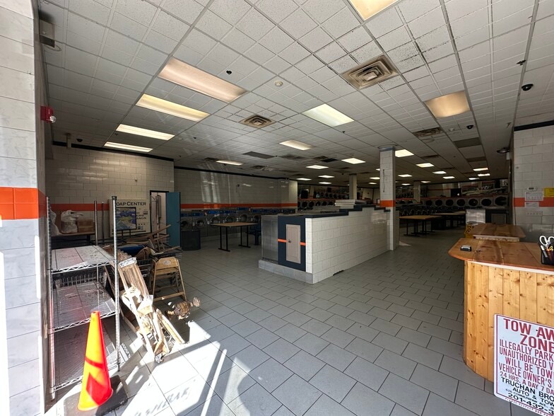 More Photos Of 166 Christopher Columbus Dr, Jersey City General Retail For Lease