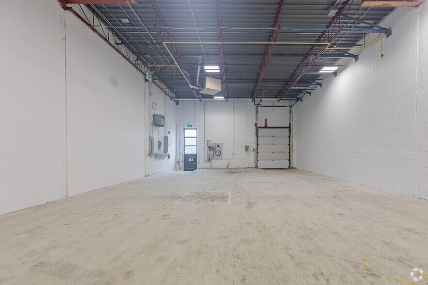 More Photos Of 50-70 Novopharm Ct, Toronto Warehouse For Sale