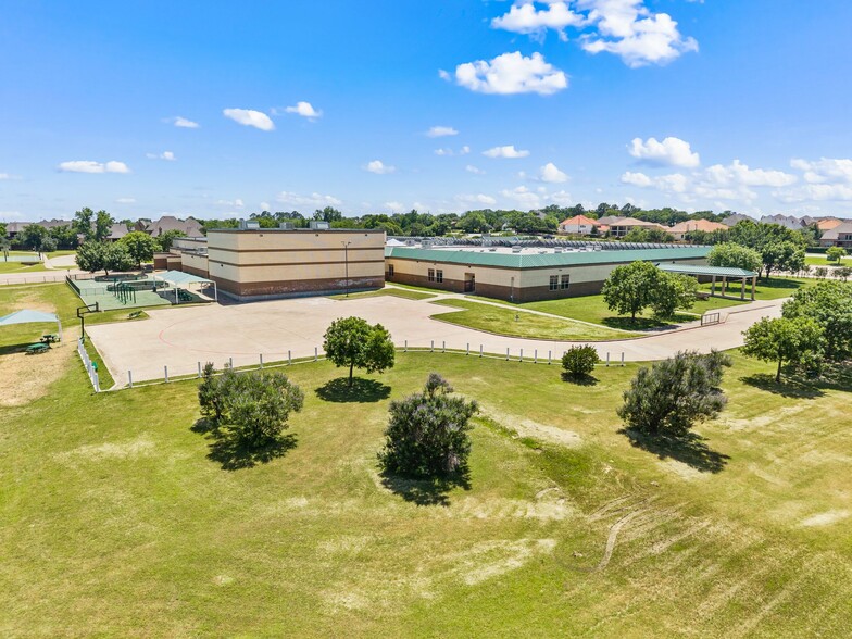 More Photos Of 801 Shady Oaks Dr, Southlake Specialty For Sale