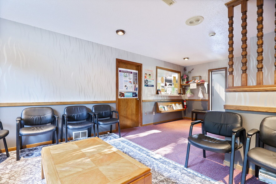 More Photos Of 2215 N Center Rd, Saginaw Office For Sale