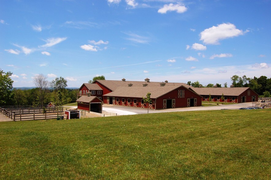More Photos Of 199 Starr Ridge Rd, Brewster Village Horse Stables For Sale