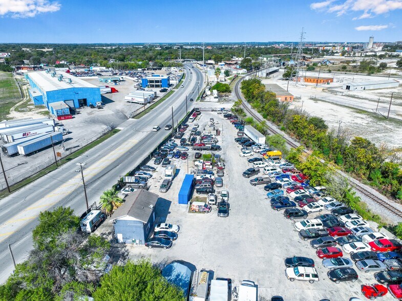 More Photos Of 551 Steves Ave, San Antonio Office Residential For Sale