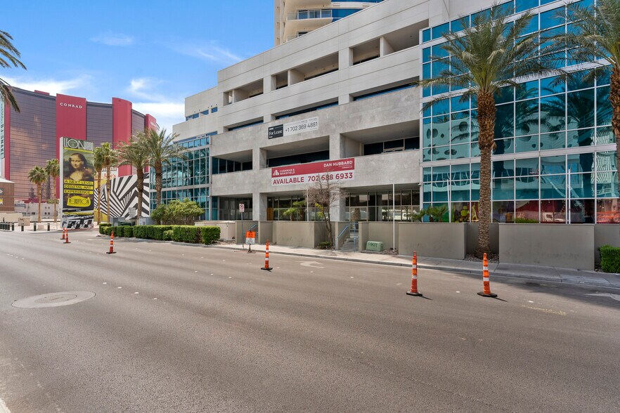 More Photos Of 2700 Las Vegas Blvd, Las Vegas Apartments For Lease