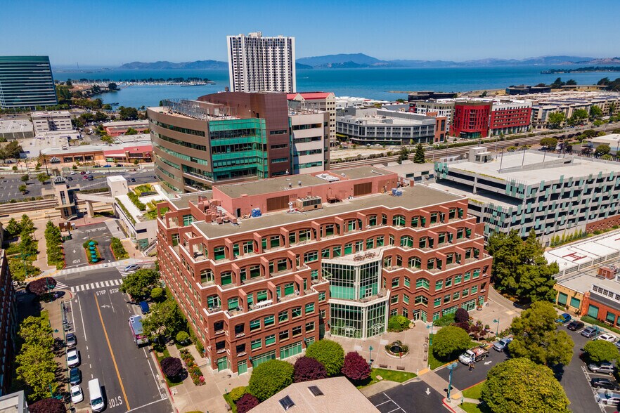 More Photos Of 5980 Horton St, Emeryville Research And Development For Lease