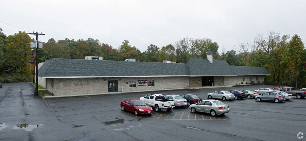 Primary Photo Of 2922 Route 9W, New Windsor Township Health Club For Sale