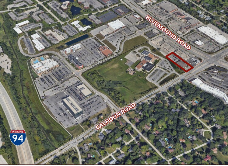 More Photos Of 405 N Calhoun Rd, Brookfield Office For Lease