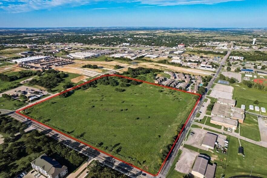More Photos Of 1202 Thompson St, Decatur Land For Sale