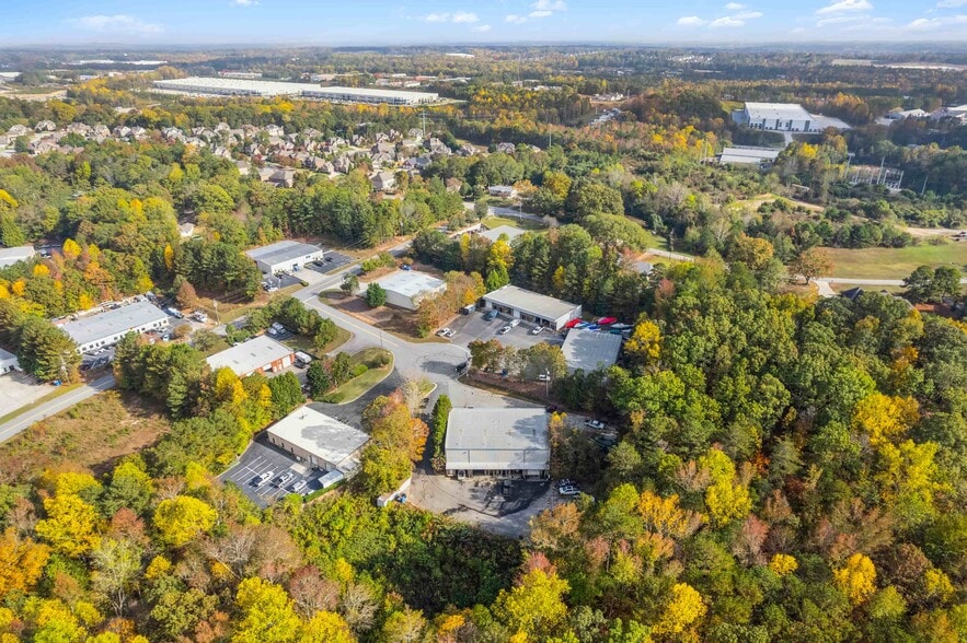 More Photos Of 1046 Parkway Ct, Buford Light Distribution For Lease