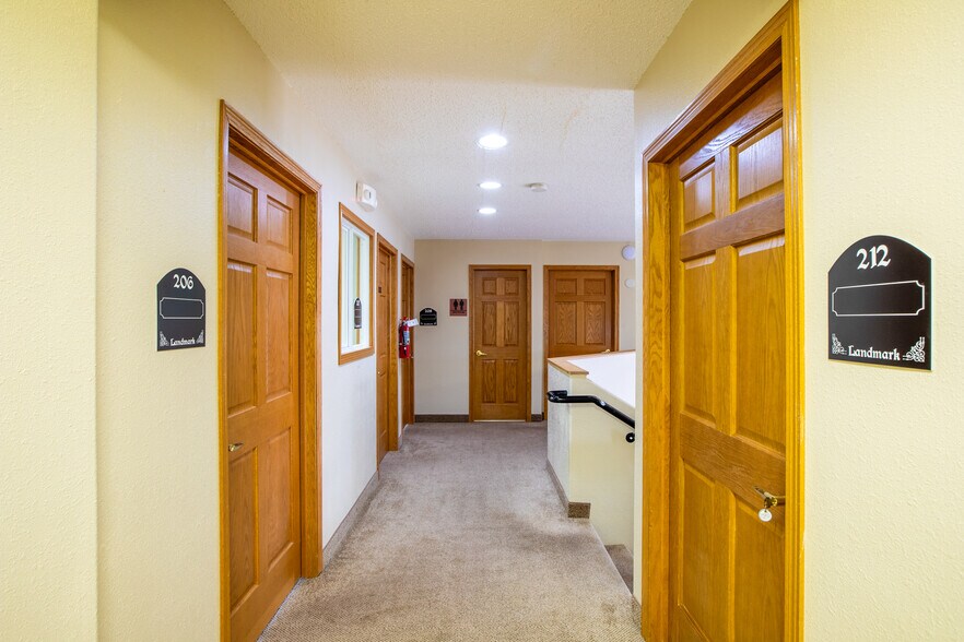 More Photos Of 1411 W Dakota Pkwy, Williston Office For Lease