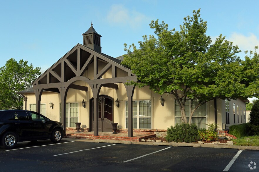 More Photos Of 11122 S Yale Ave, Tulsa Office For Lease