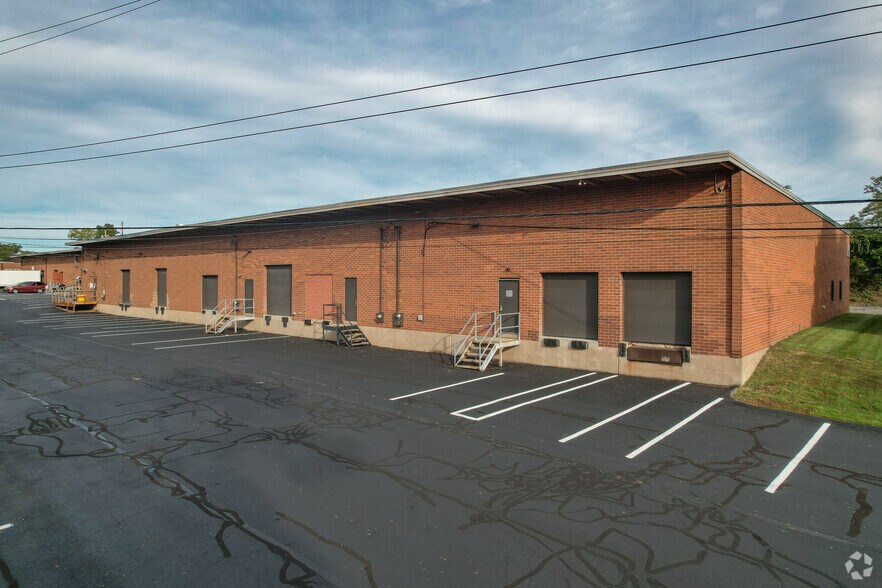 Primary Photo Of 510-550 Seco Rd, Monroeville Flex For Lease