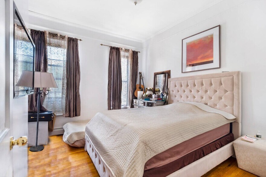 More Photos Of 2296 2nd Ave, New York Multifamily For Sale
