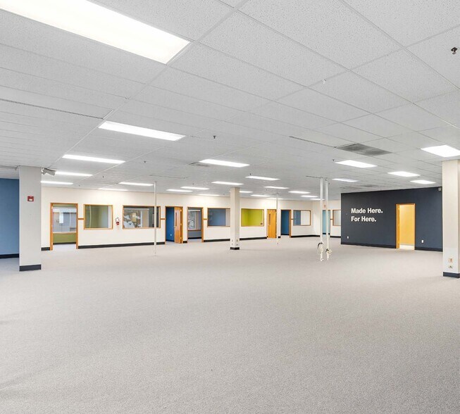 More Photos Of 12812 NE Whitaker Way, Portland Warehouse For Sale