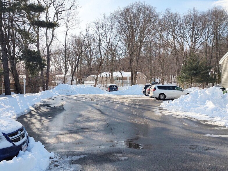 More Photos Of 140 Worcester Providence Tpke, Sutton Office For Sale