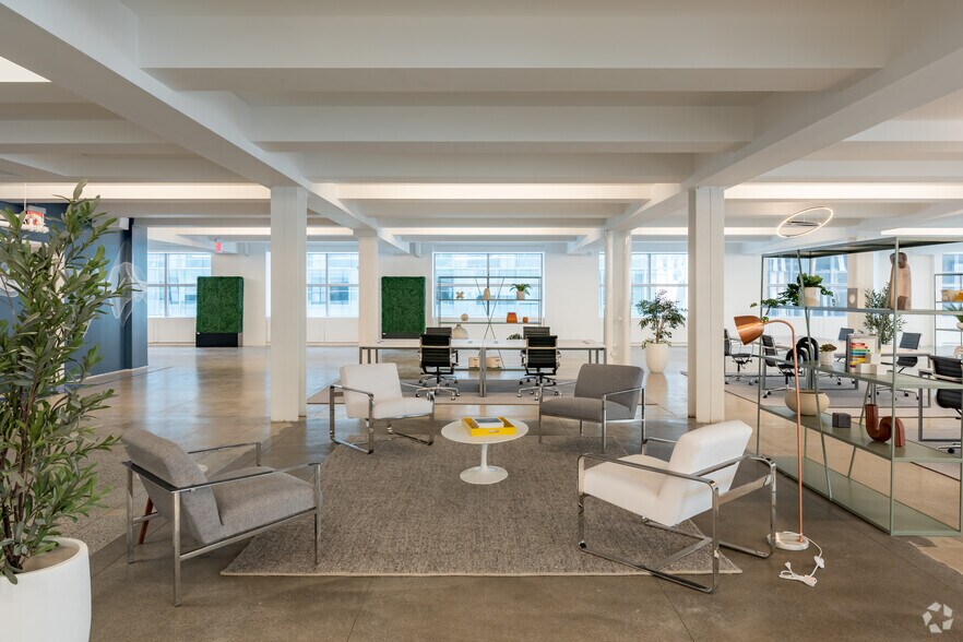 More Photos Of 340 Madison Ave, New York Office For Lease