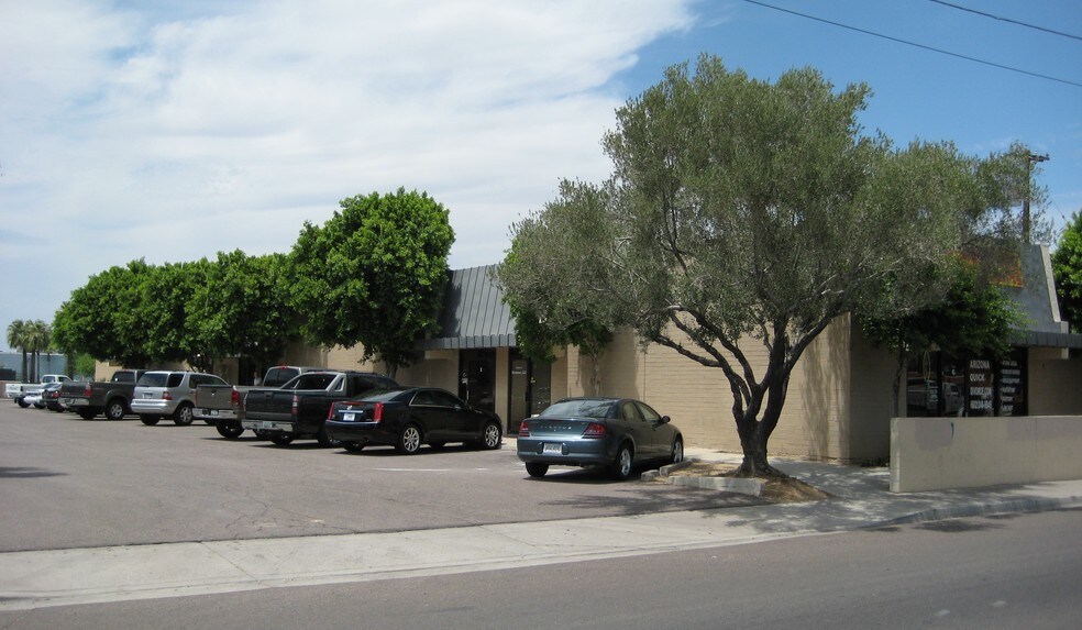 More Photos Of 4030 N 27th Ave, Phoenix Warehouse For Lease