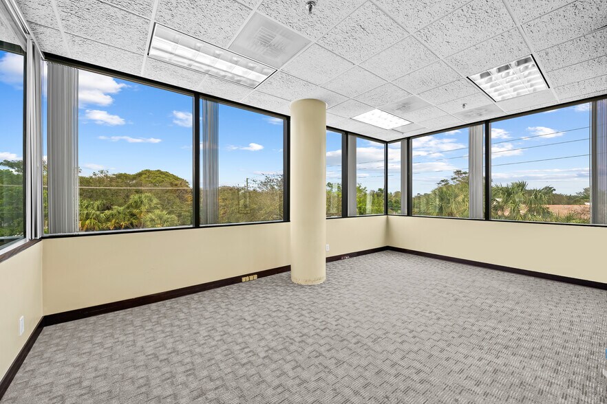 More Photos Of 4800 N Federal Hwy, Boca Raton Medical For Sale