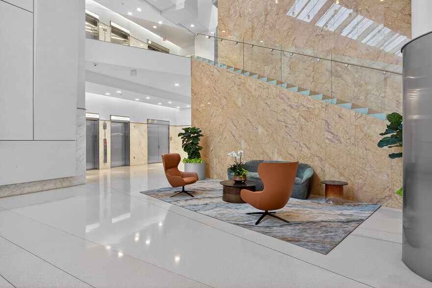 More Photos Of 5404 Wisconsin Ave, Chevy Chase Office For Lease