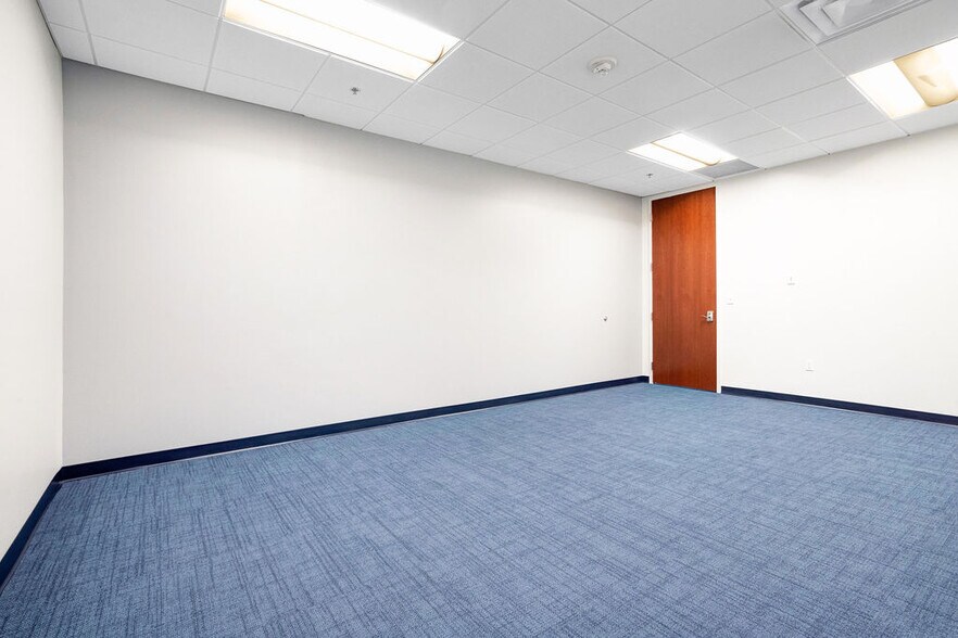 More Photos Of 121-189 S Orange Ave, Orlando Office Residential For Sale