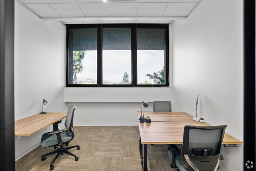 More Photos Of 6200 Village Pky, Dublin Office For Lease