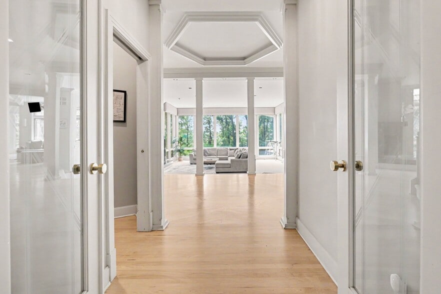 More Photos Of 390 Saddleback Knl, Nellysford Specialty For Sale