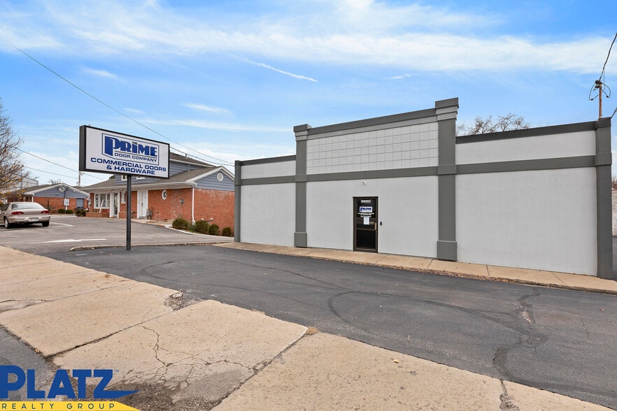 More Photos Of 6620 Market St, Youngstown Freestanding For Sale