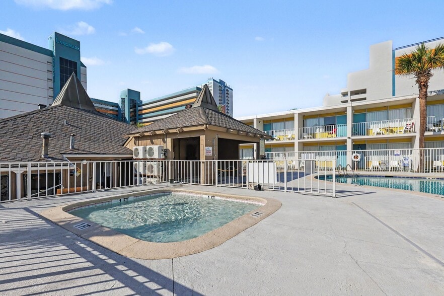 More Photos Of 1500 S Ocean Blvd, Myrtle Beach Apartments For Sale