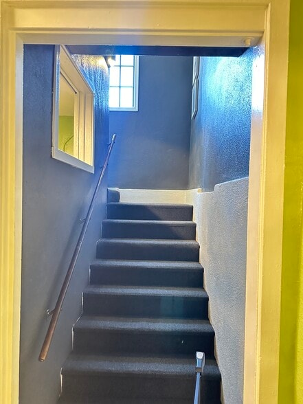 More Photos Of 1001 W Noble Ave, Visalia Specialty For Sale