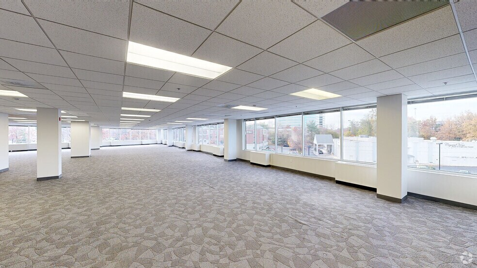 More Photos Of 12011 Lee Jackson Memorial Hwy, Fairfax Medical For Lease