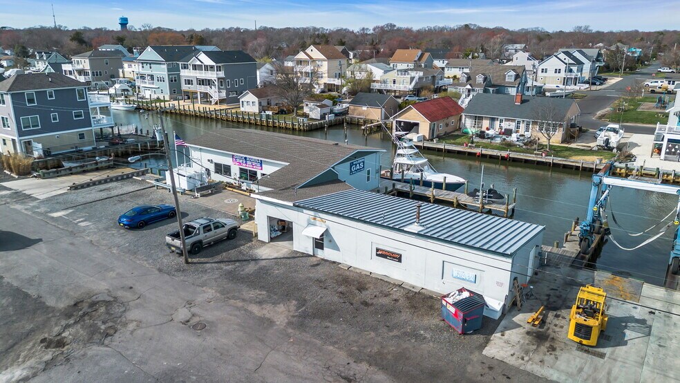 More Photos Of 101 Baltic Ave, Waretown Marina For Sale