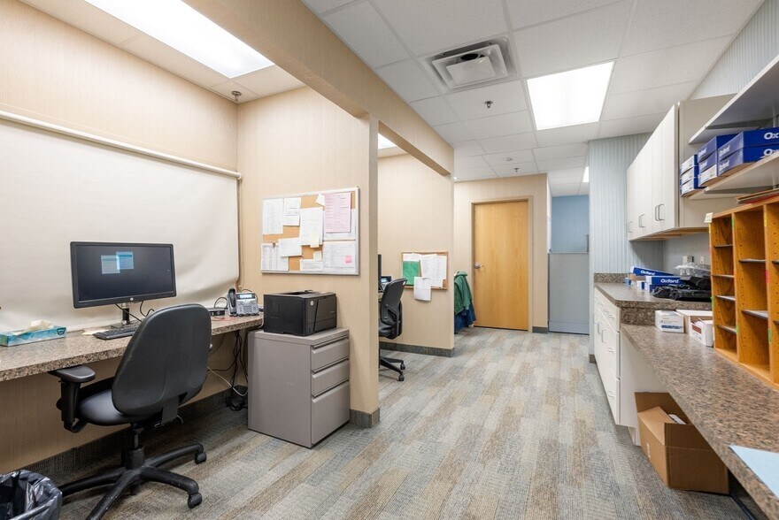 More Photos Of 4-6 West St, West Hatfield Medical For Sale