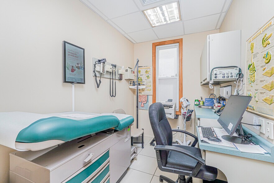 More Photos Of 237 Bay Ridge Pky, Brooklyn Apartments For Sale