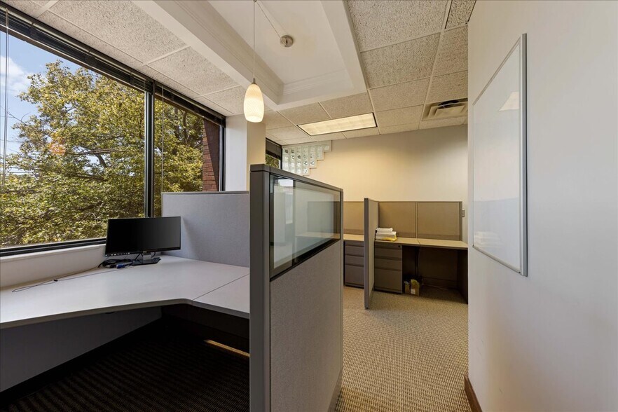 More Photos Of 11775 W 112th St, Overland Park Medical For Lease