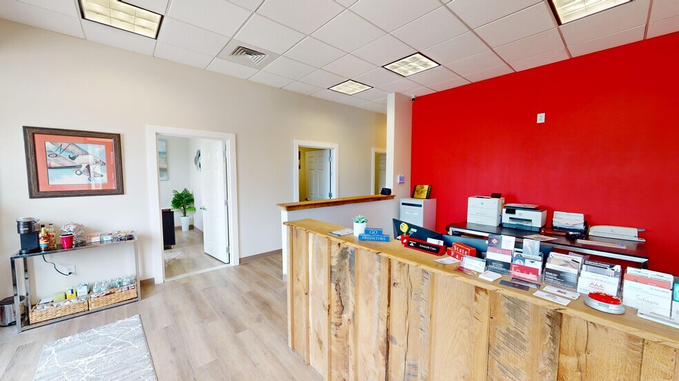 More Photos Of 2241 Fairview Blvd, Fairview Storefront Retail Office For Sale