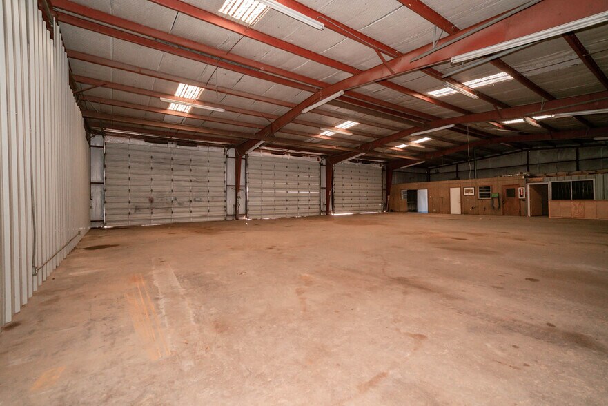More Photos Of 717 E Loop 281, Longview Industrial For Lease