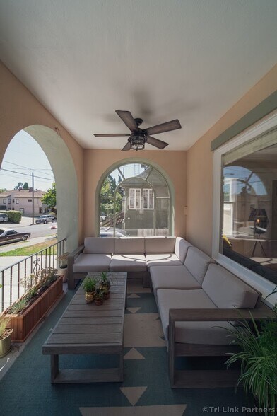 More Photos Of 435 Vernon St, Oakland Specialty For Sale