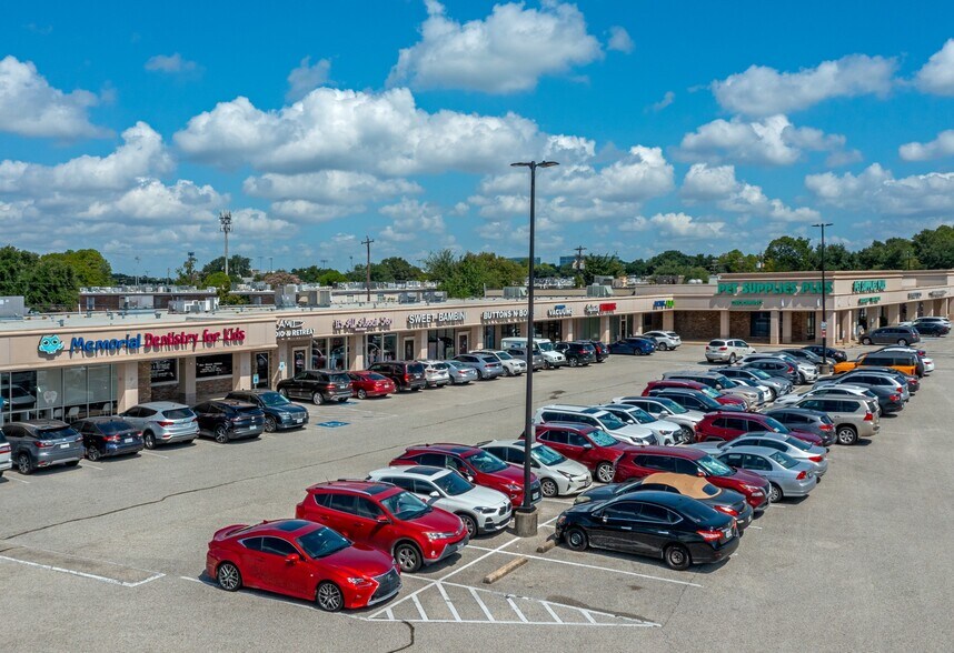 More Photos Of 1136 N Kirkwood Rd, Houston Unknown For Lease