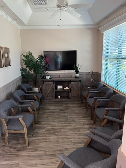 More Photos Of 3635 Bonita Beach Rd, Bonita Springs Medical For Sale