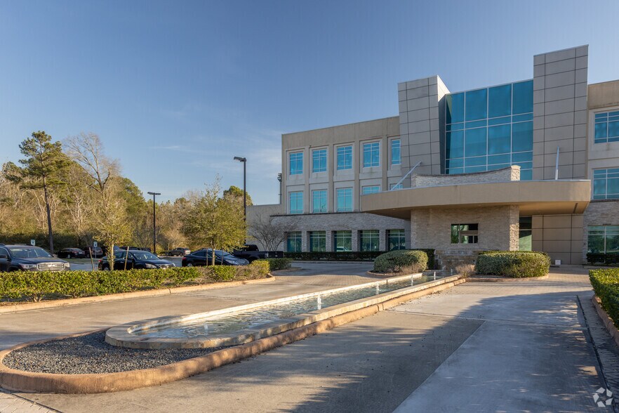 More Photos Of 13603 Michel Rd, Tomball Medical For Lease