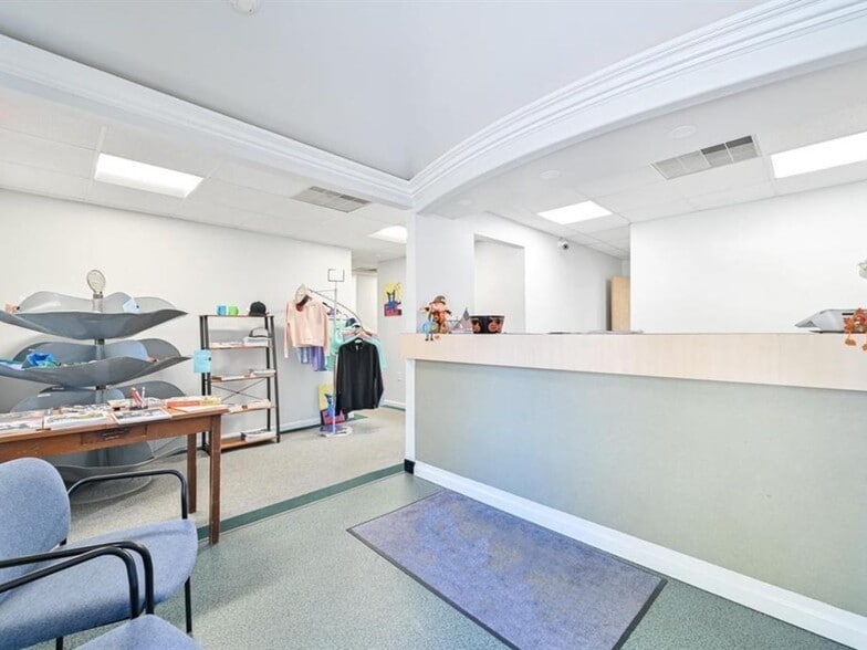 More Photos Of 619 Church St, Pleasantville Warehouse For Sale