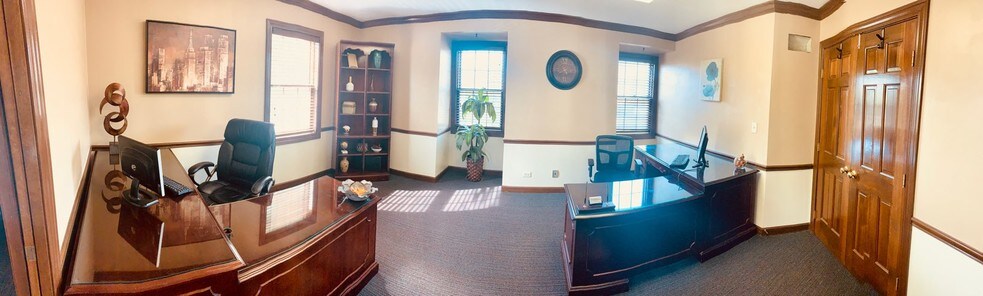 More Photos Of 1632 W Colonial Pky, Inverness Loft Creative Space For Lease