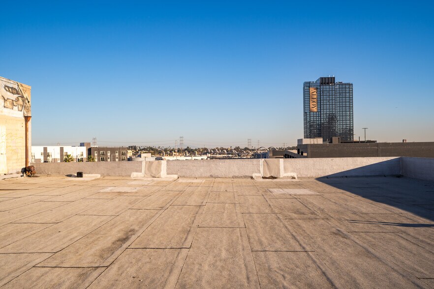 More Photos Of 800-810 Traction Ave, Los Angeles Office For Sale
