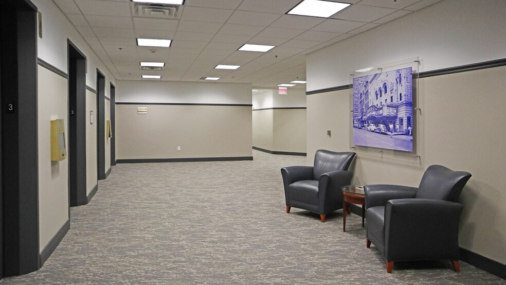 More Photos Of 80 Monroe Ave, Memphis Office For Lease