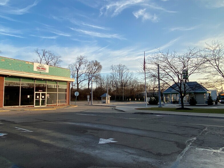 More Photos Of 3950-3964 Linden Ave, Dayton Storefront For Lease