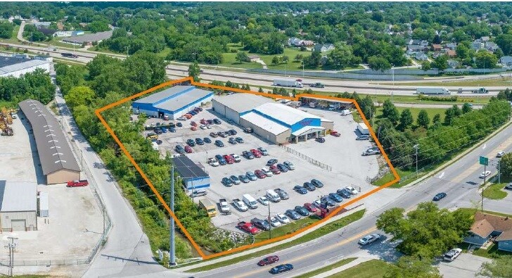 Primary Photo Of 2195 Navarre Ave, Oregon Auto Dealership For Lease