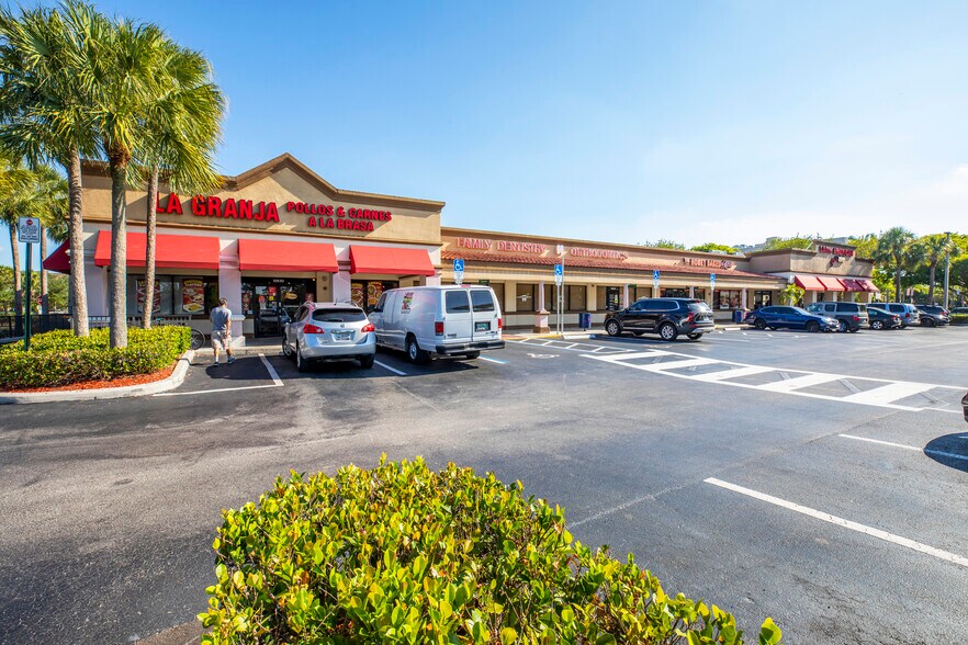 More Photos Of 12520 Pines Blvd, Pembroke Pines Unknown For Lease