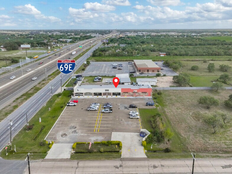 More Photos Of 801 Zillock Rd, San Benito Storefront For Lease